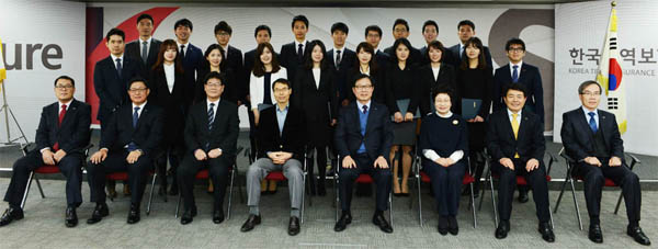29기 신입사원 사령장 수여식 개최(12.26) 이미지